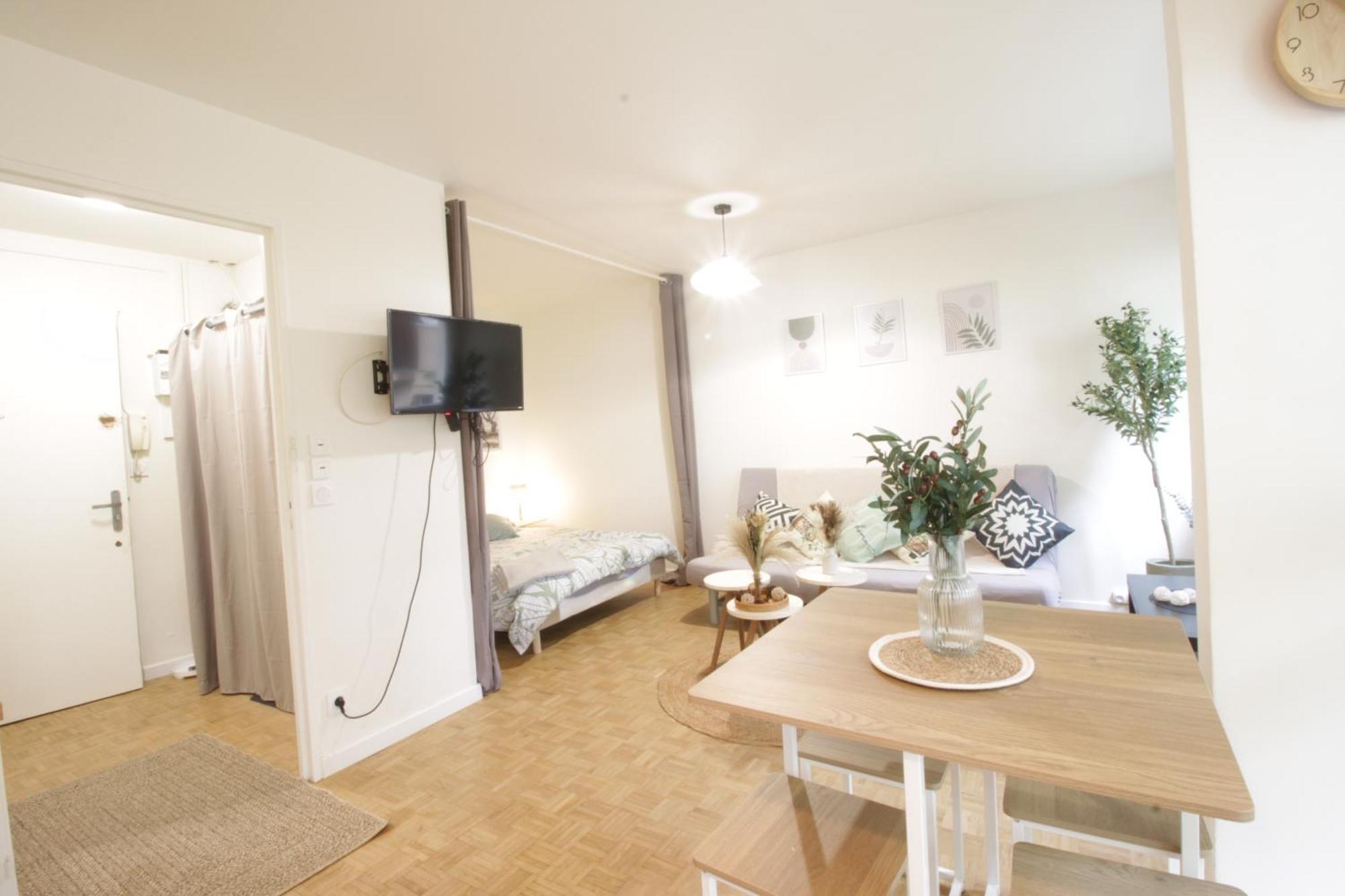 Appartement L'Escapade - Hypercentre 5' Rer C Paris - Orly 15 Min à Savigny-sur-Orge Extérieur photo